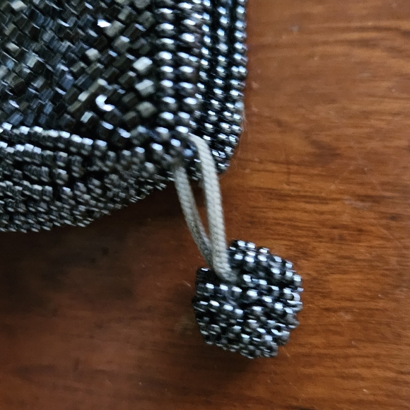 Vtg Genie Beaded Clutch - Picture 2 of 5
